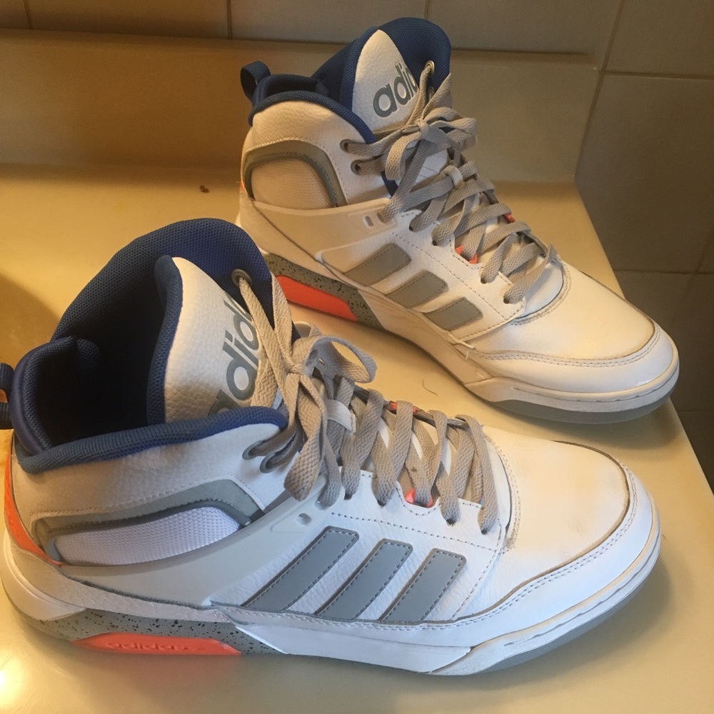 Adidas High Top  Sneakers New York Knick Style!