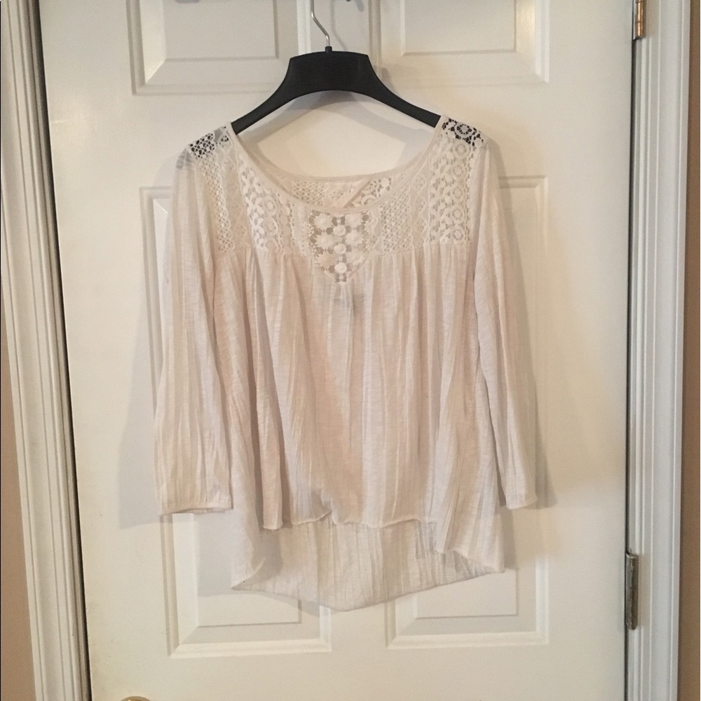 White AE top