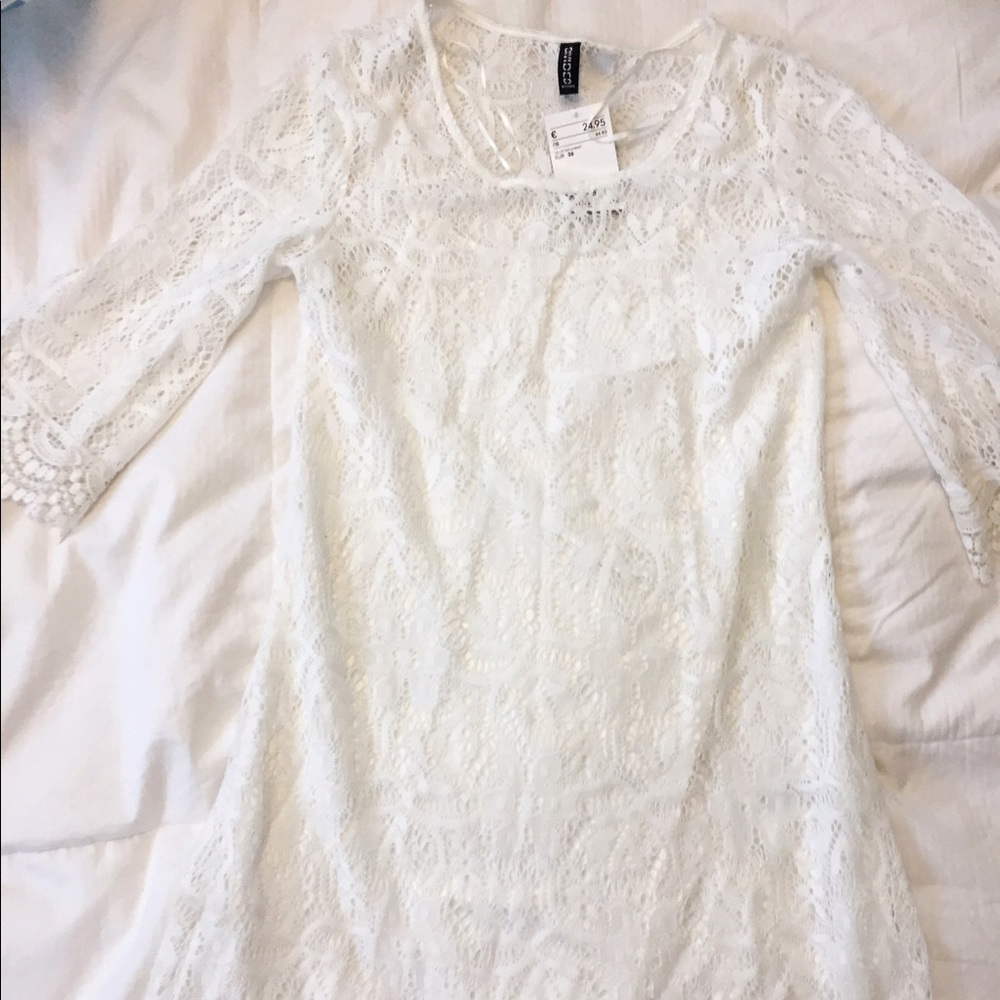 White lace dress