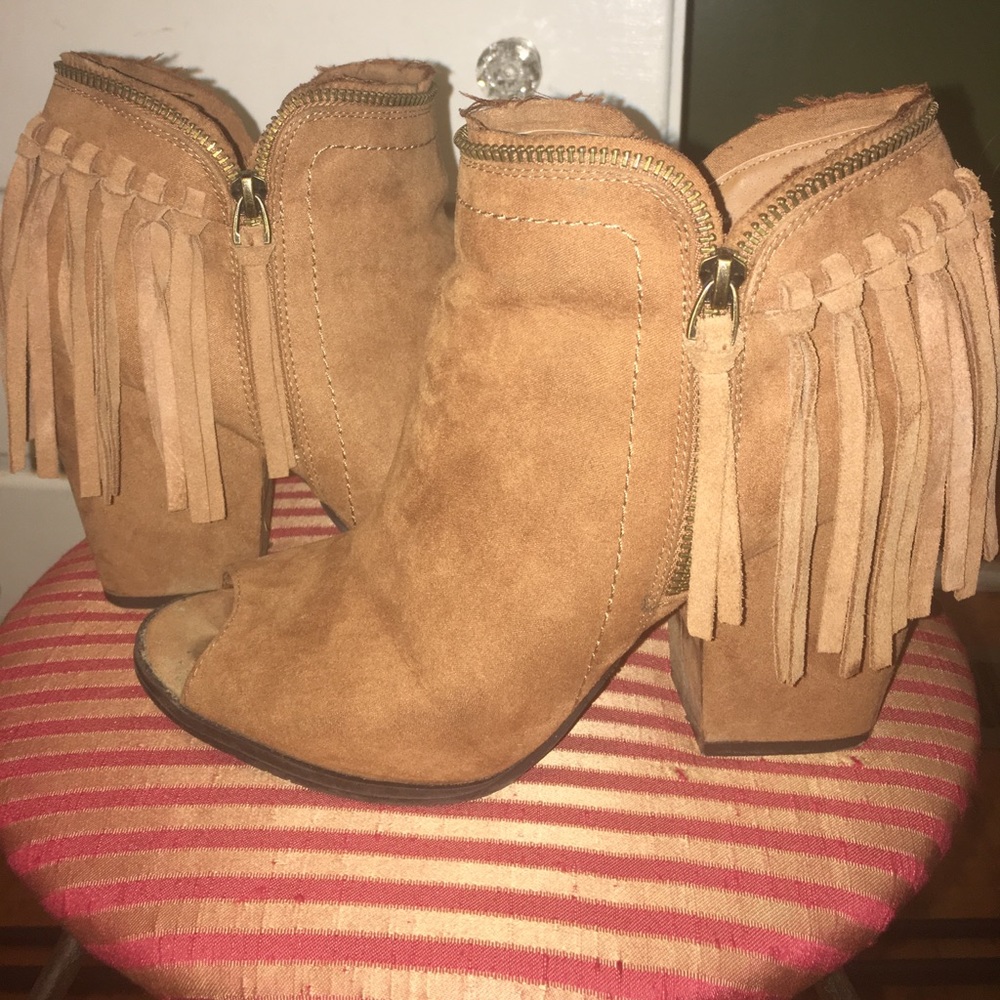 Brown Open-toed Booties 💕🙌🏻