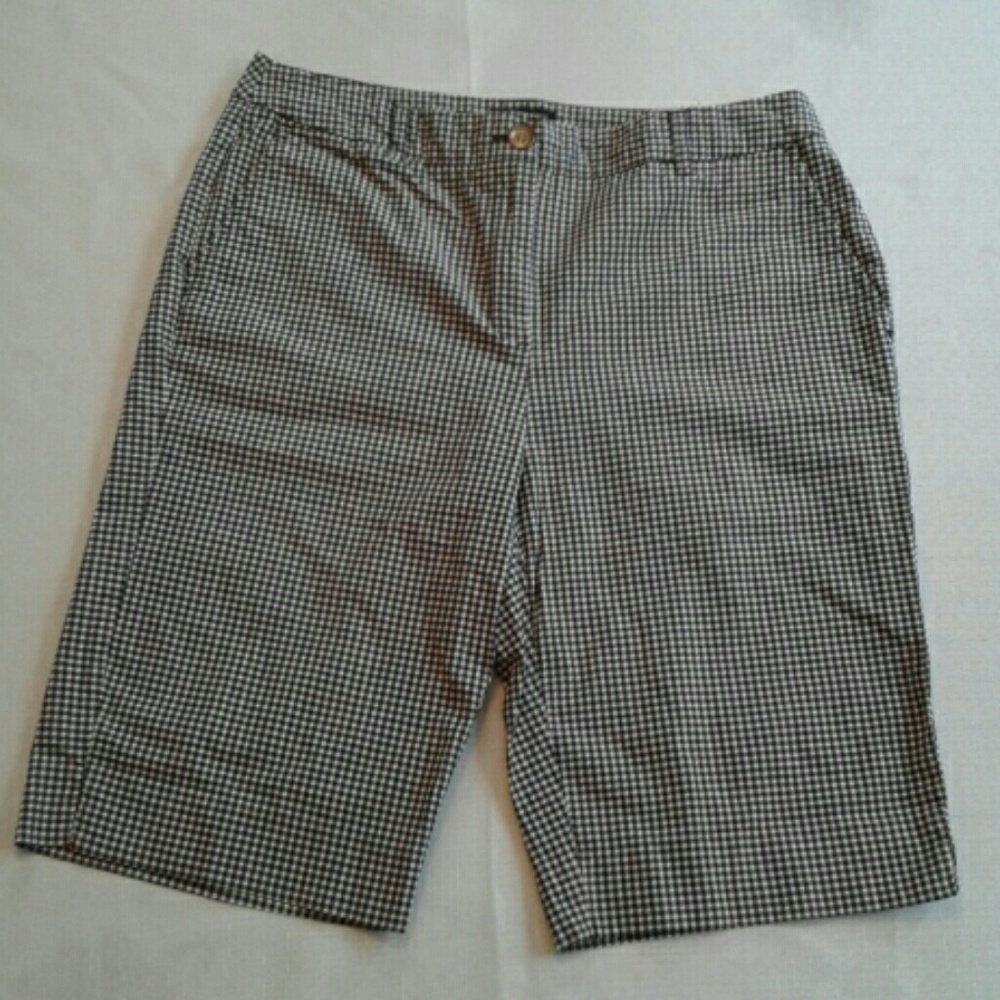 🍀Charter Club Bermuda shorts🍀