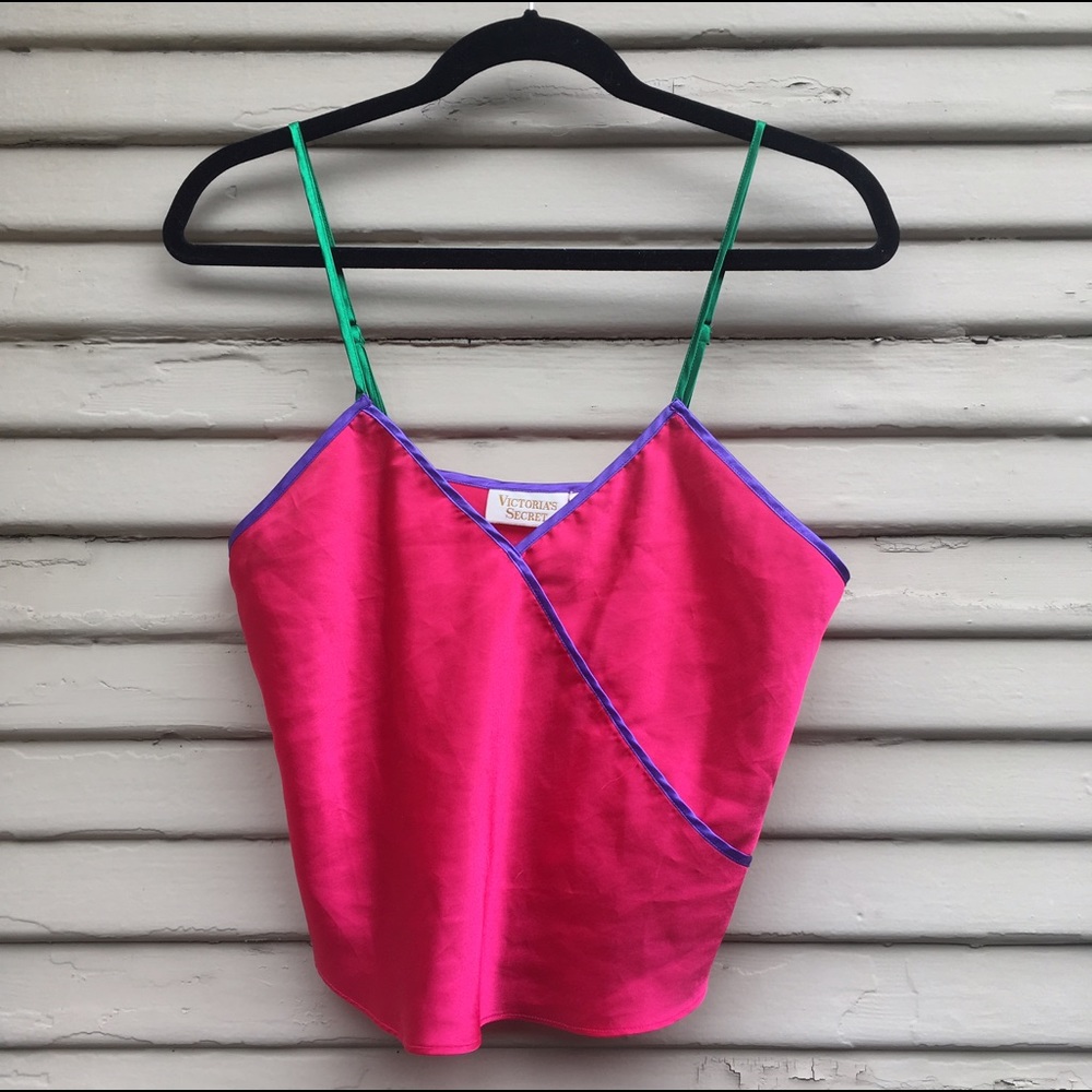 Vintage VS colored top