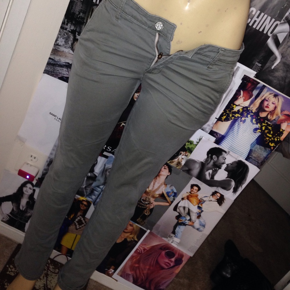 jeans