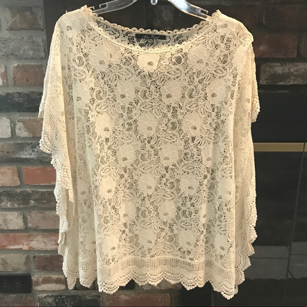 Cream Lace/Crochet Top