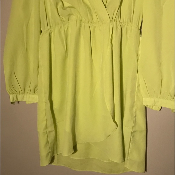 Yellow Dress - Picture 2 of 5