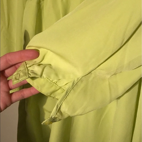 Yellow Dress - Picture 4 of 5