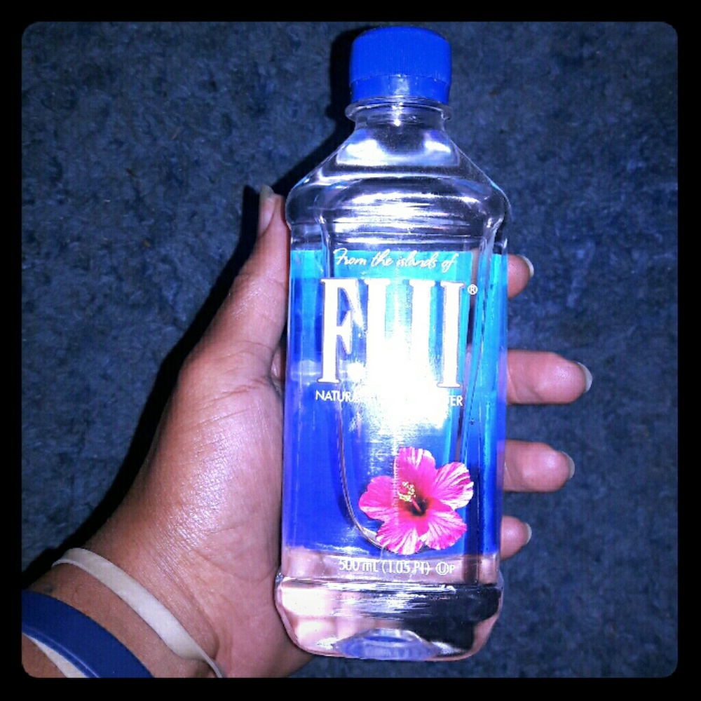 FIJI:Natural Artisian Water 500ml (1.05 PT)