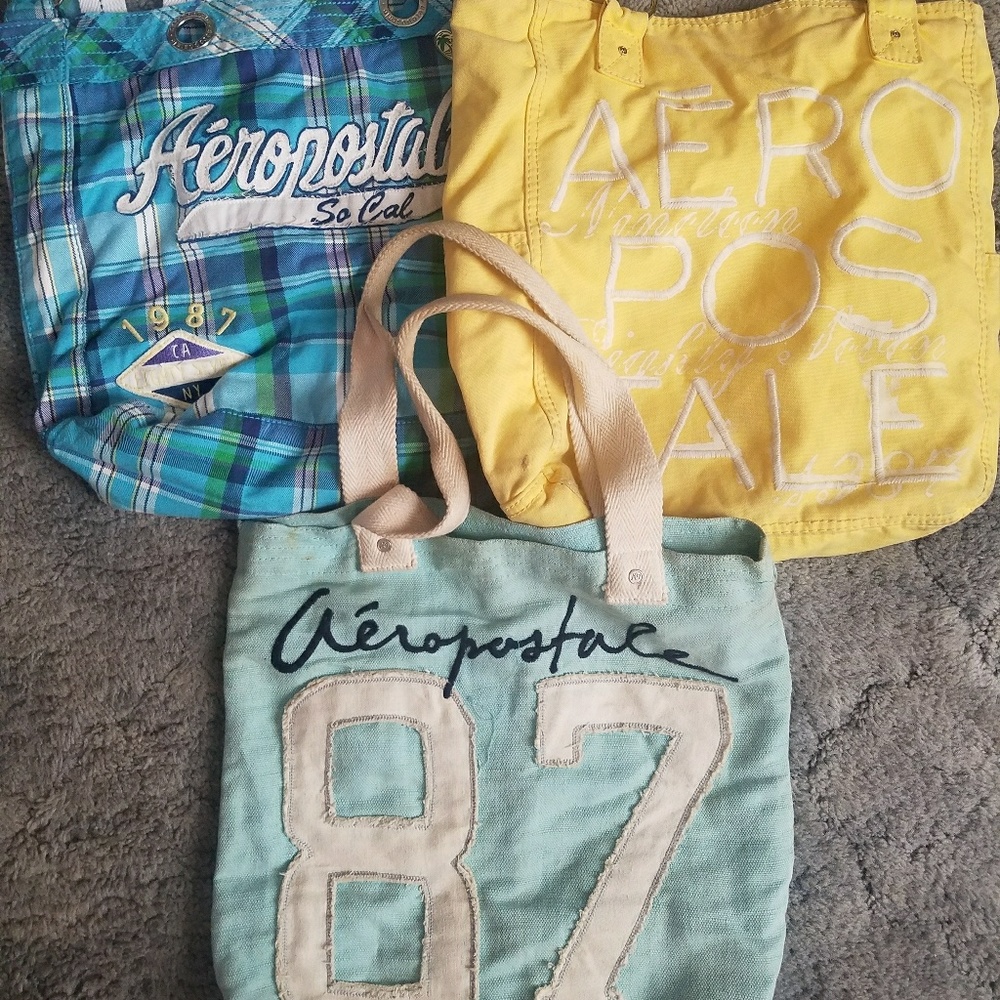 Aeropostale bags