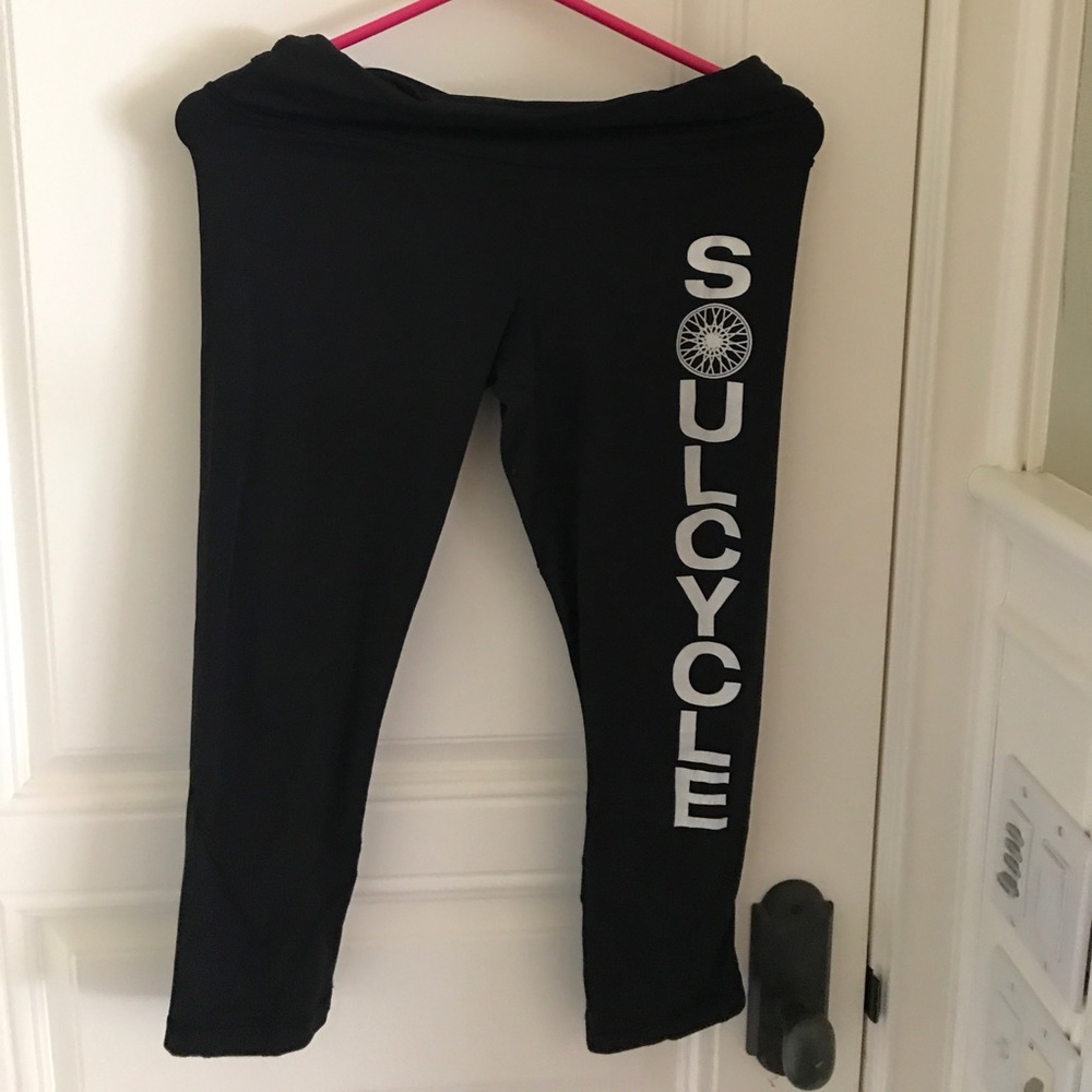 Lululemon X SOULCYCLE Skull Capri
