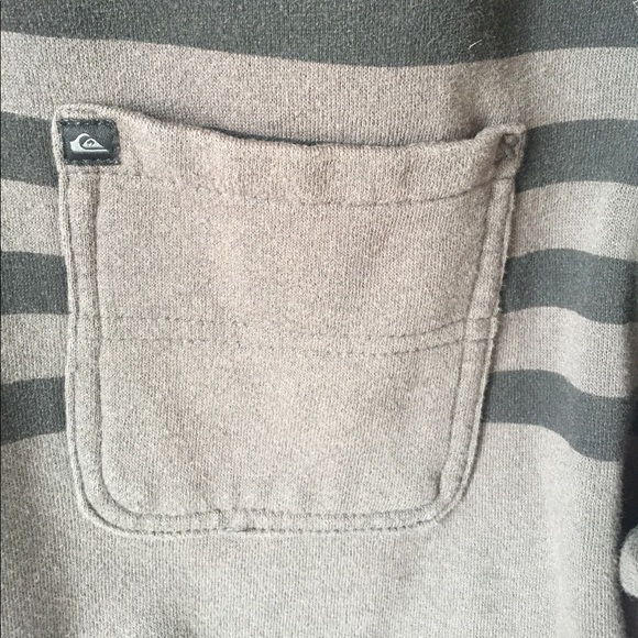 Quicksilver Sweatshirt - Picture 4 of 5