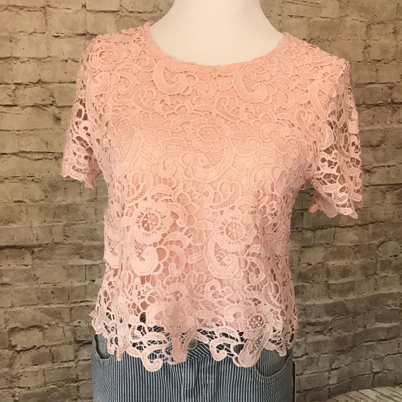 Forever 21 Tops - Lace Rose Pink Floral Top