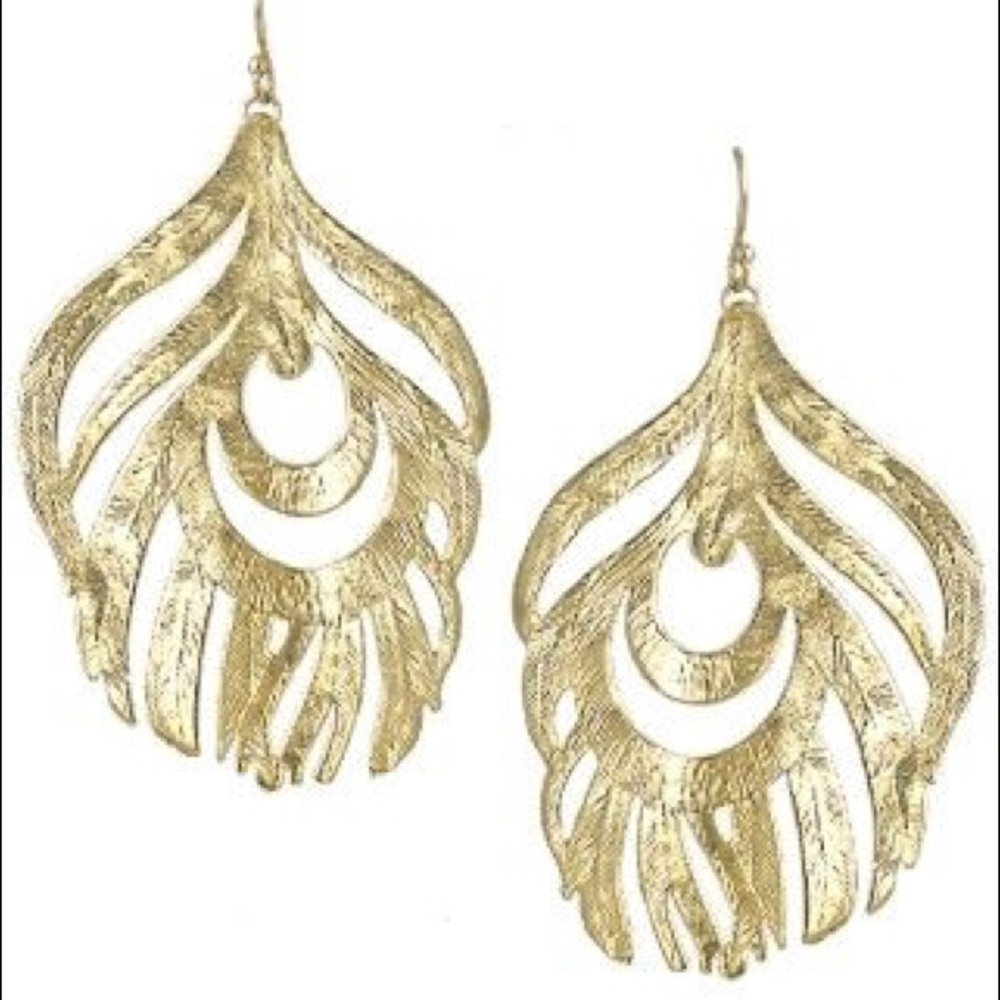 Kendra Scott gold leaf earrings