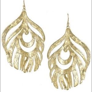 Kendra Scott gold leaf earrings