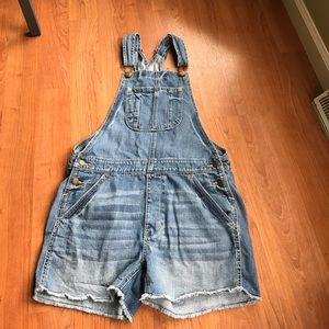American Eagle jean short overalls