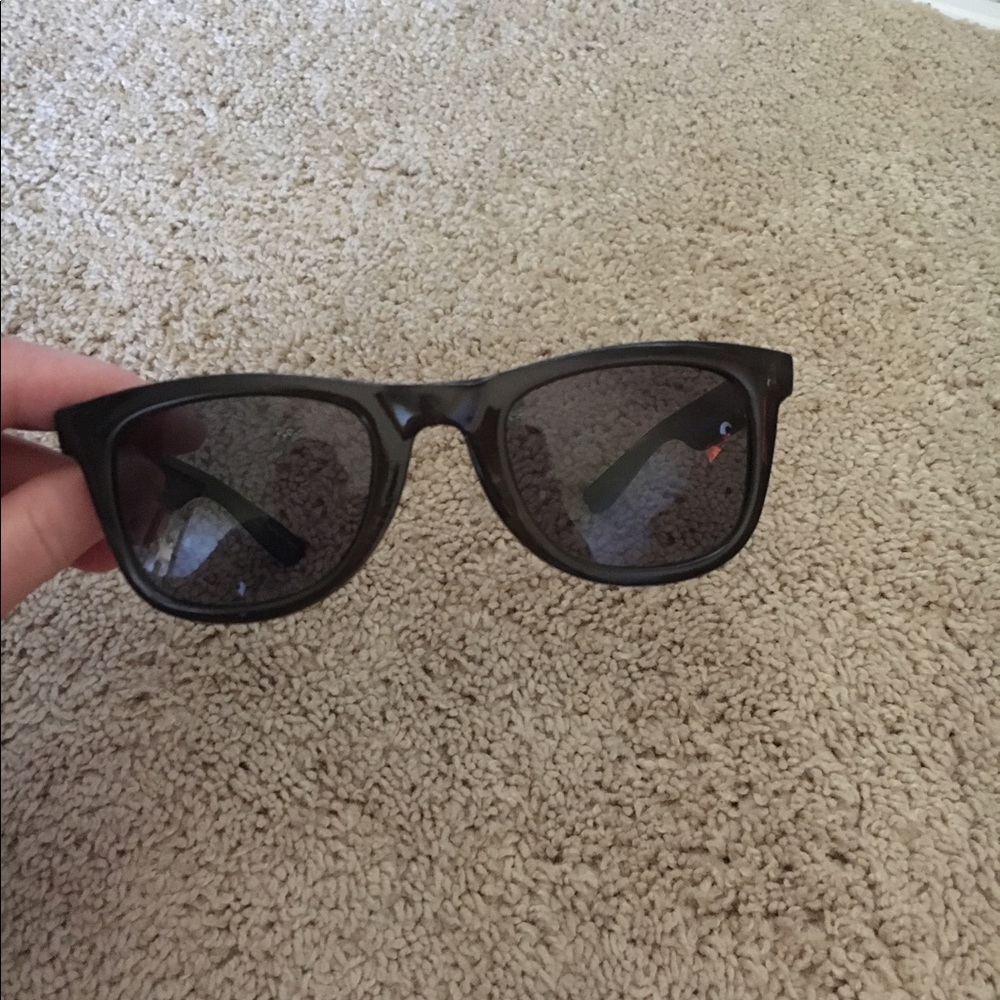 black sunglasses