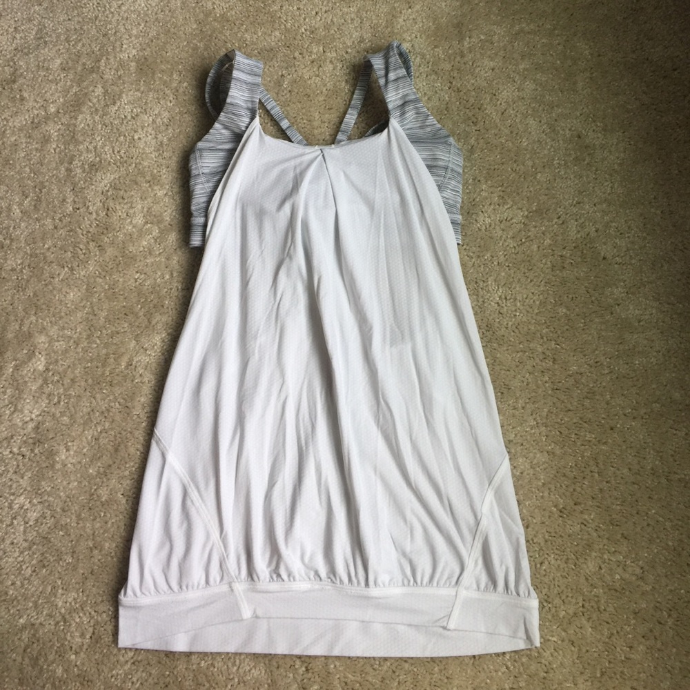 lululemon tank with built-in bra