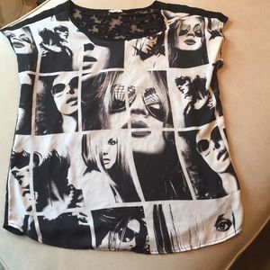 black + white graphic t lace back