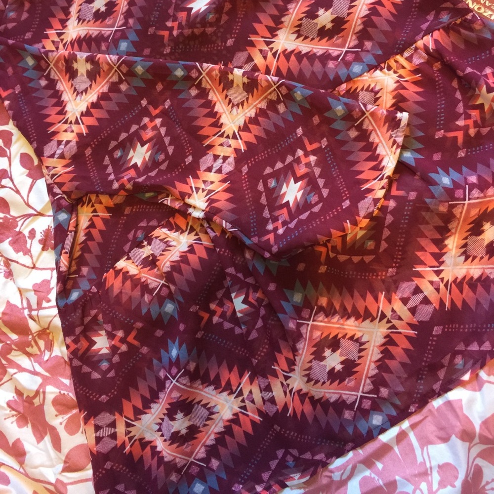 Patterned blouse - Picture 2 of 6