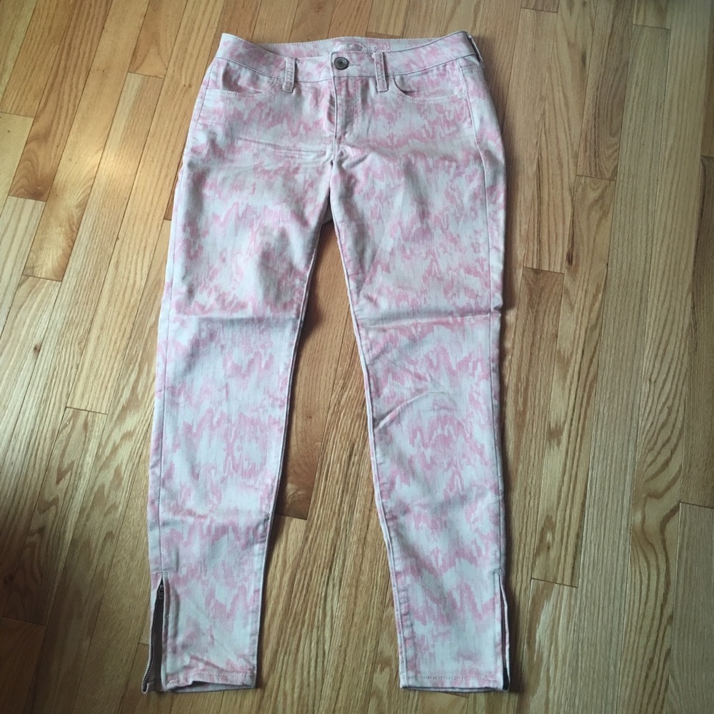 American Eagle Patterned Jeans