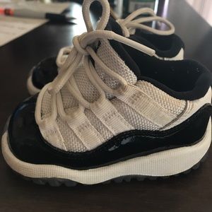 Jordan retro concord 11 lows 4c