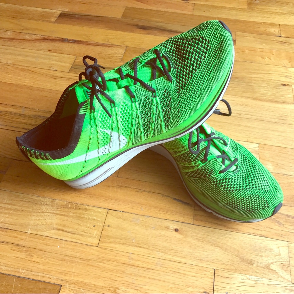 Nike Flyknit Trainer - Electric Green