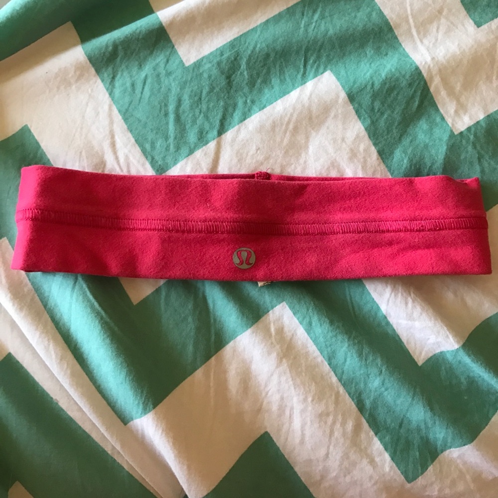 Pink Lululemon head band!
