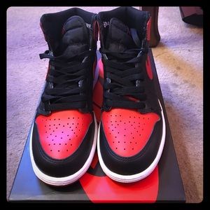 Air Jordan retro bred