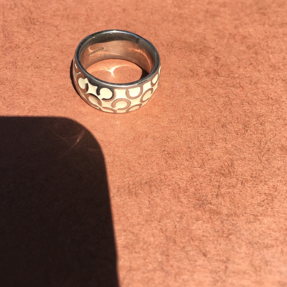 Coach ring - Picture 2 of 2
