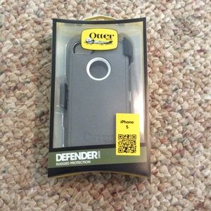 Gray and white Otter box case