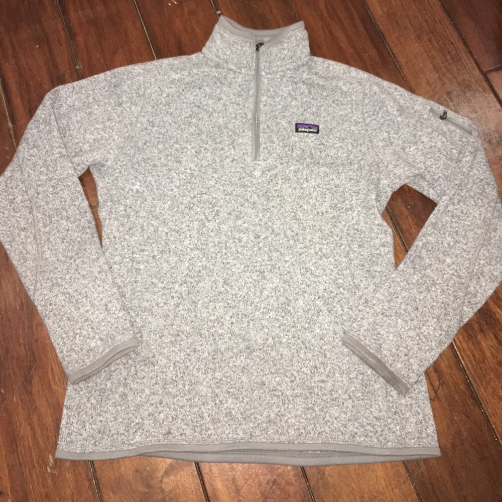 Patagonia jacket. Great condition! Slightly worn