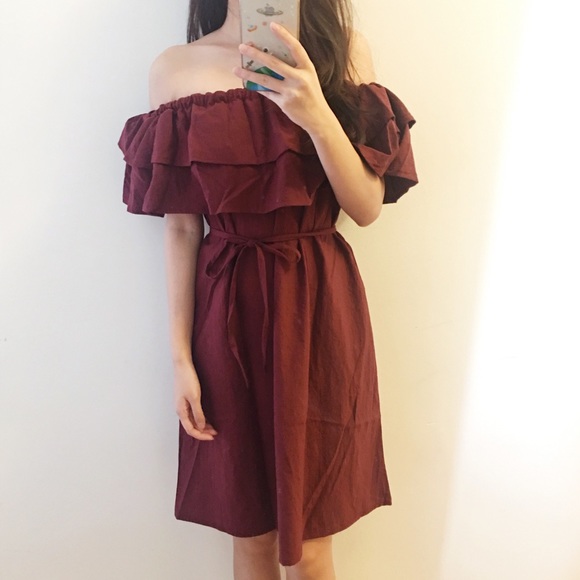 ❗️Summer Sale Burgundy off shoulder dress - Picture 6 of 6
