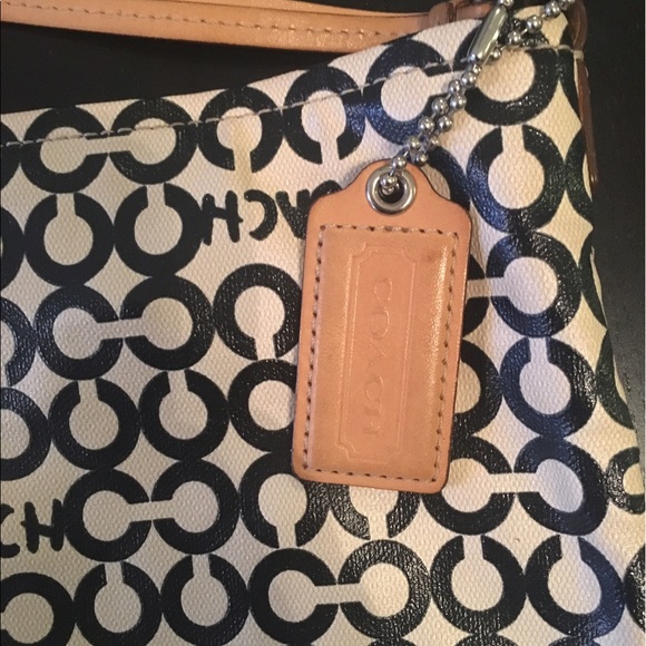 Light tan black C" print coach bag - Picture 2 of 4