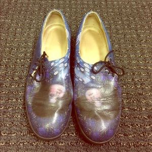 Icon Lady Sneakers 6.5