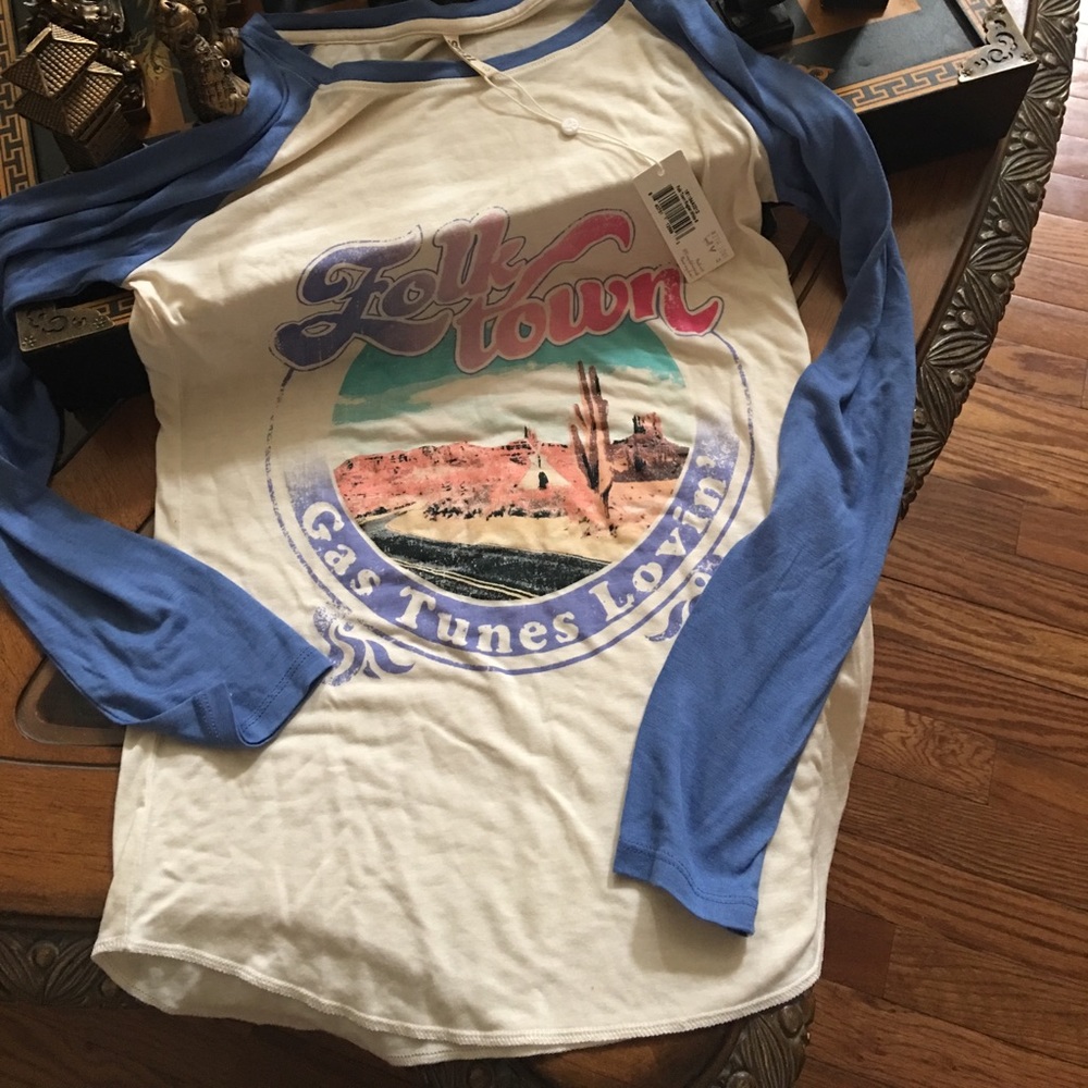 Spell designs Folk town raglan S