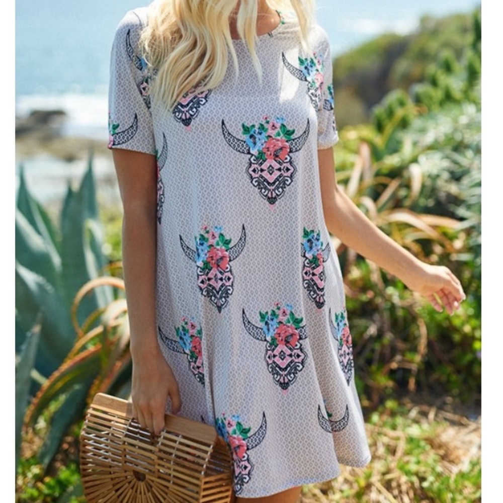 🎉FLASH SALE🎉Longhorn Bull Dress - Picture 3 of 8