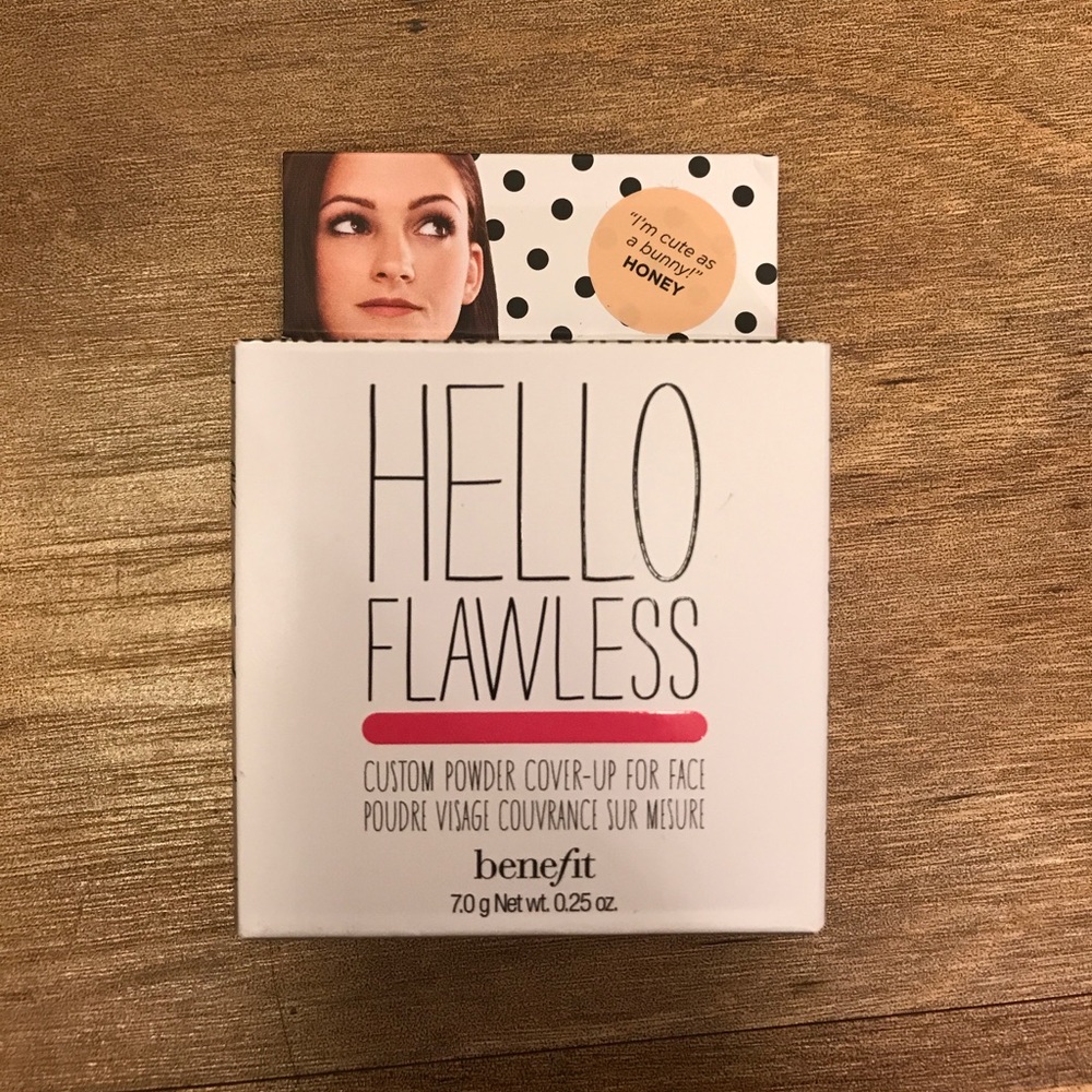 Benefit Hello Flawless Powder Foundation Honey