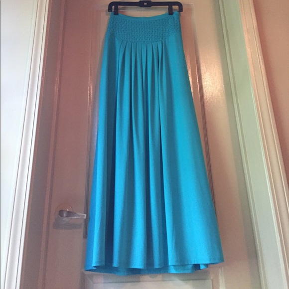 bebe Dresses & Skirts - Bebe Strapless Dress