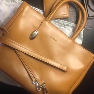 FURLA - Leather bag and matching wallet