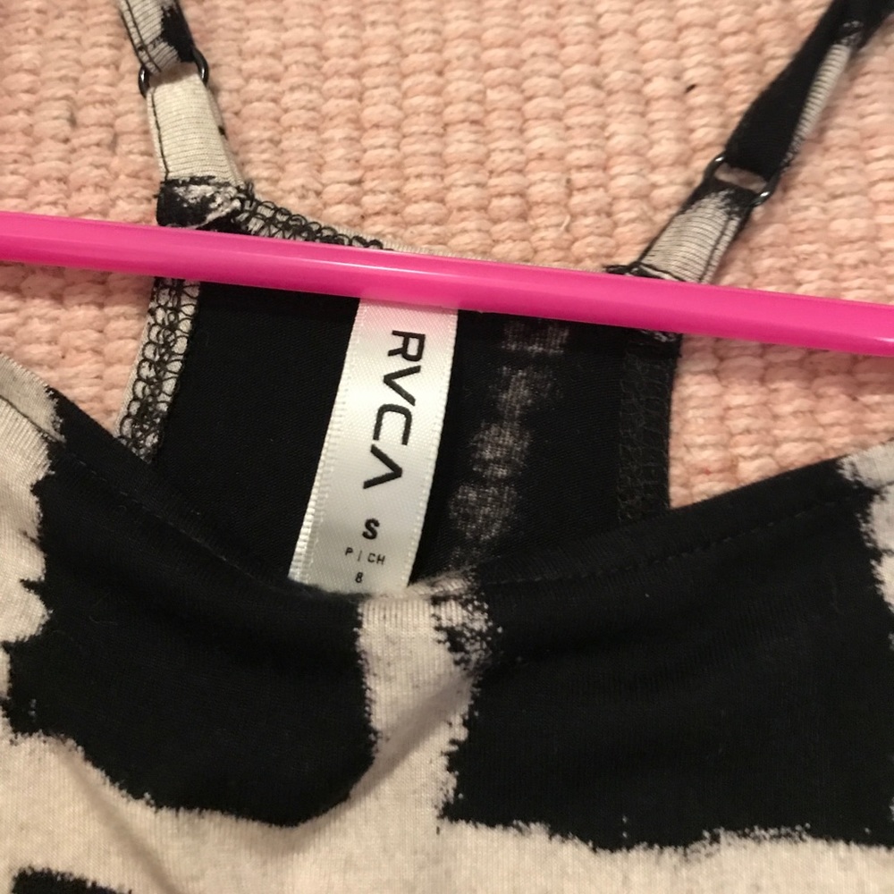 ❗️RVCA RARE PLAID DRESS ❗️ - Picture 2 of 2