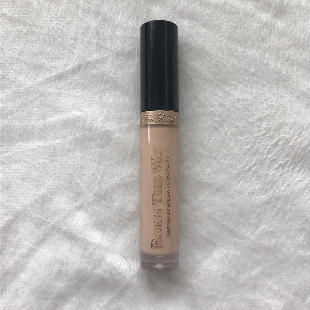 TOO FACED BORN THIS WAY CONCEALER