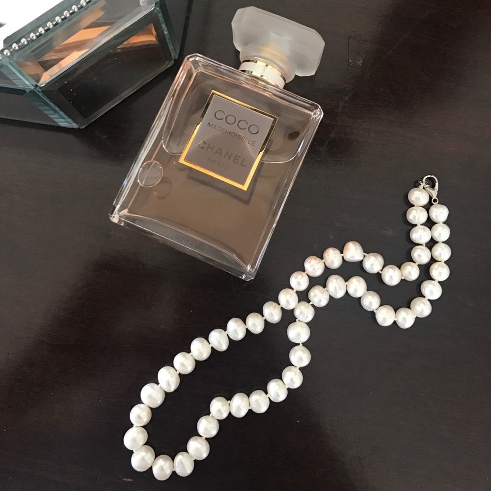 Genuine pearl necklace