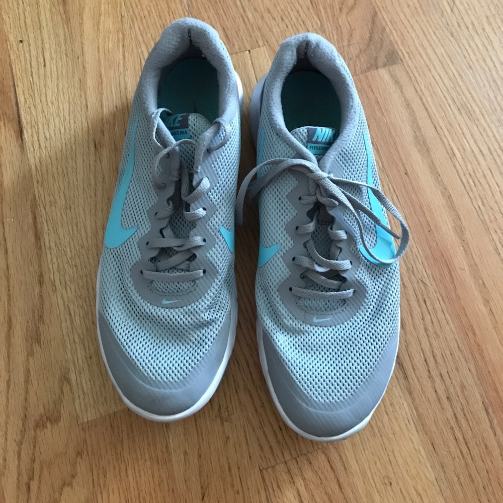 Nike Flex Experience Run 4 shoes