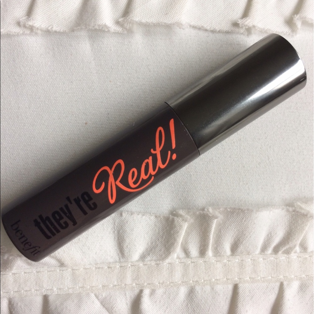🌹Benefit They're Real! Lengthening Mascara 🌹