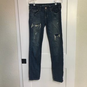 American Eagle Distressed Ripped Vintage Jeans