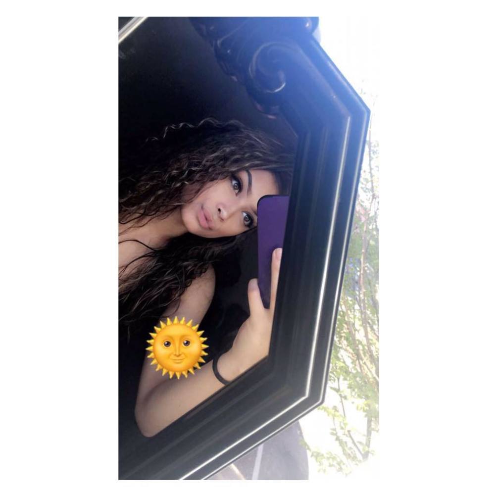 Meet your Posher, Maya