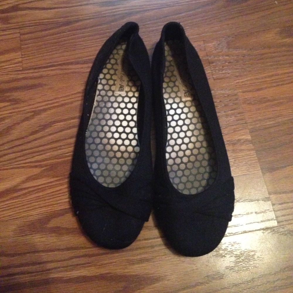 Black flats
