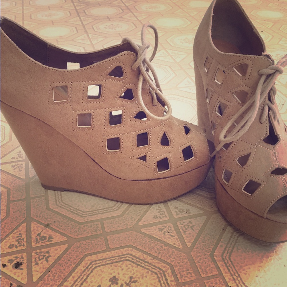 Wedged heals
