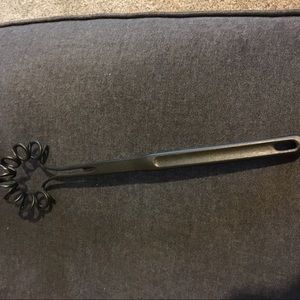 Pampered chef whisk