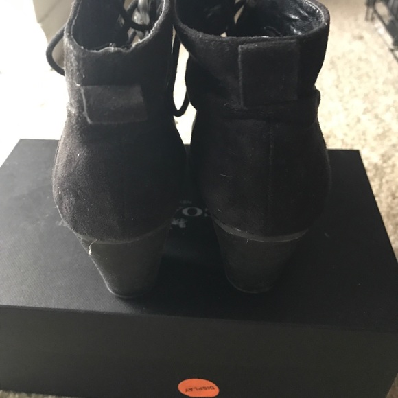 Booties from Forever21 - Picture 3 of 5