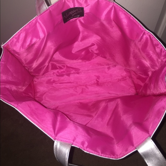 Victoria's Secret tote - Picture 2 of 2